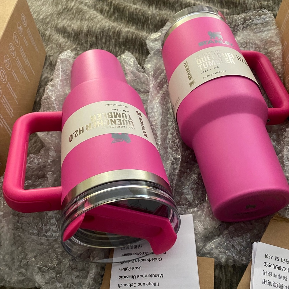 (2)  PCS STANLEY QUENCHER PROTOUR STRAW TUMBLER 40OZ VIOLET BLOSSOM
